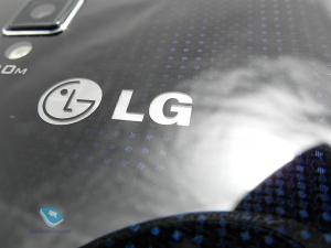 سیستم عامل رسمی LG از طریق زبان روسی KDZ برای lg e975